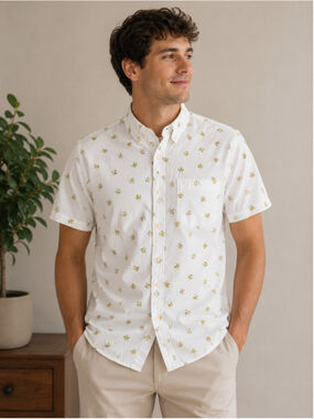 Men's American Eagle Button Down Shirt Size M White Banana Print Summer